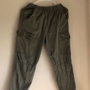 Green cargo pants form H&M size 16 in kids for girls (used)